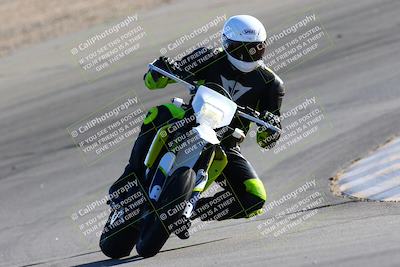 media/Jan-08-2022-SoCal Trackdays (Sat) [[1ec2777125]]/Turn 10 (2pm)/